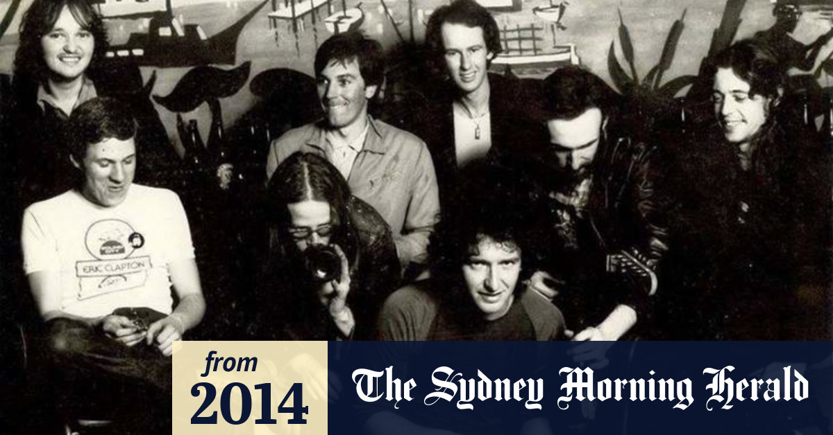 Video Trailer Don't Throw Stones